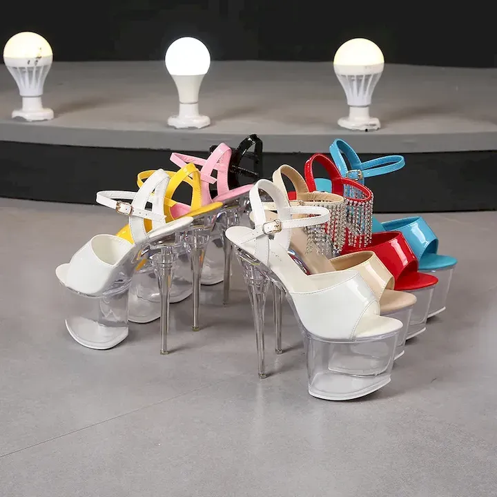 AD85616_1.webp Round European style transparent hasp rubber sandals - Image 1