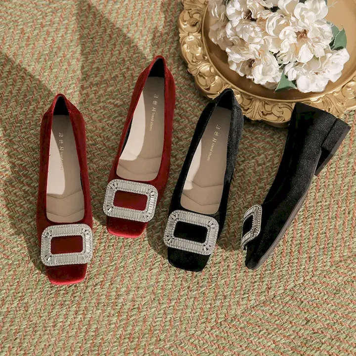 BE84758_0.webp Square head wedding shoes big rhinestone shoes - Image 1